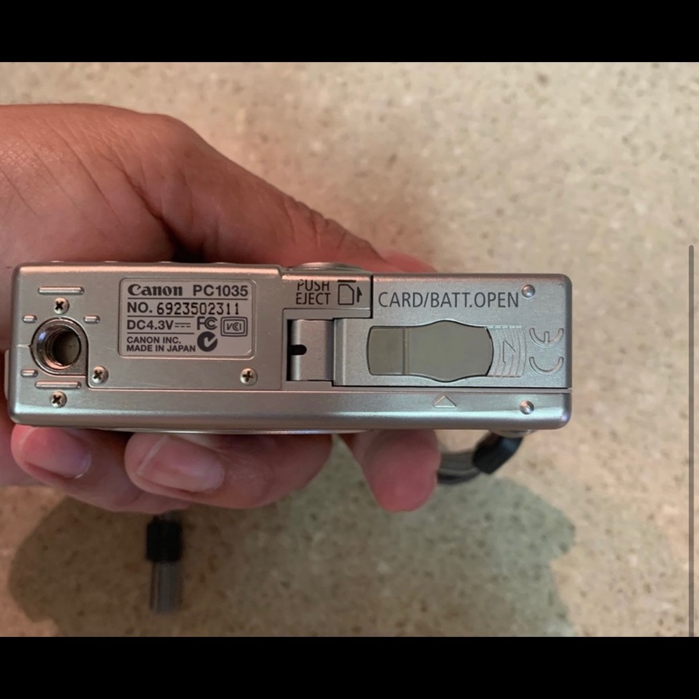 COPY - Canon camera. - Picture 5 of 5